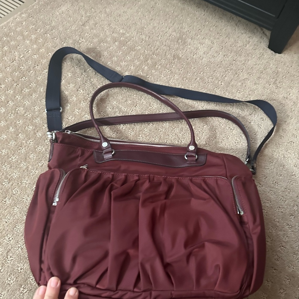 MZ Wallace great size tote with lots of pockets and 3 different straps - Picture 2 of 9